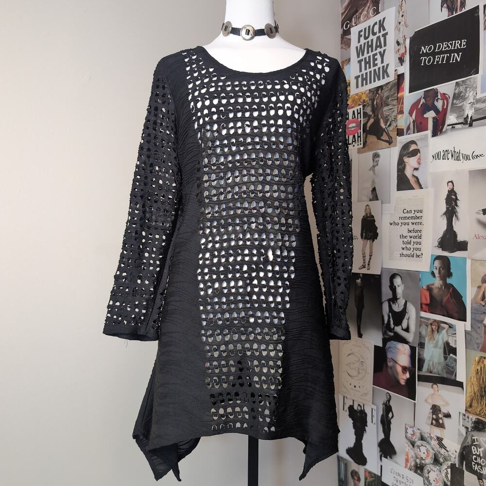 Black Textured Long Sleeve Y2k Tunic Dress